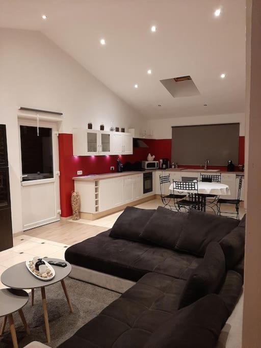 Le Calme De La Prairie De Liege Apartamento Exterior foto